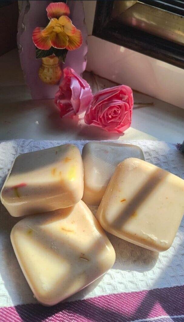 Purepetals Chandan and Kesar Beby Soap Homemade 100gm
