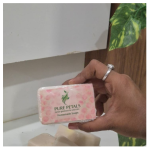 Handmade Herbal Soap And Natural Skin Care Bath Bar And Chemical Free Soap for Soft And Glowing Skin